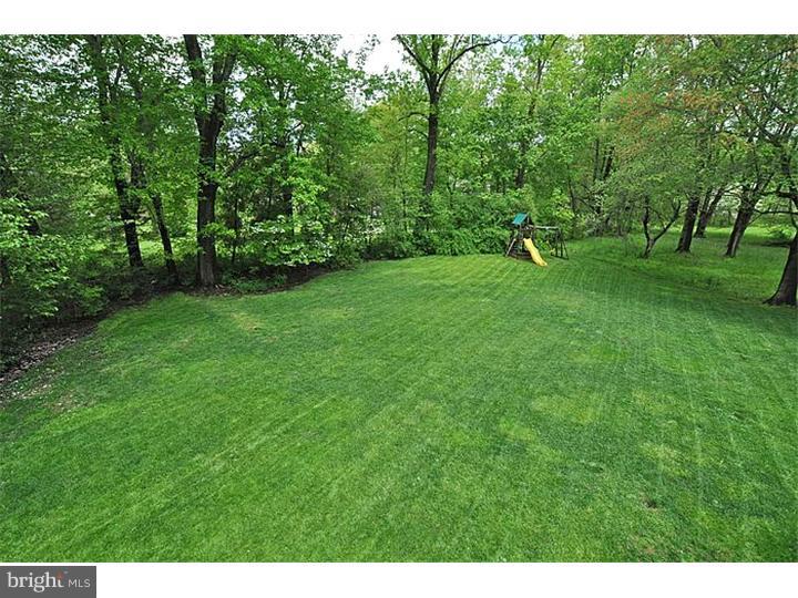 2415 Huntingdon Road Huntingdon Valley, PA 19006 - Photo 25 of 25 View in Back