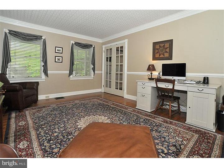 2415 Huntingdon Road Huntingdon Valley, PA 19006 - Photo 10 of 25 Office / Study