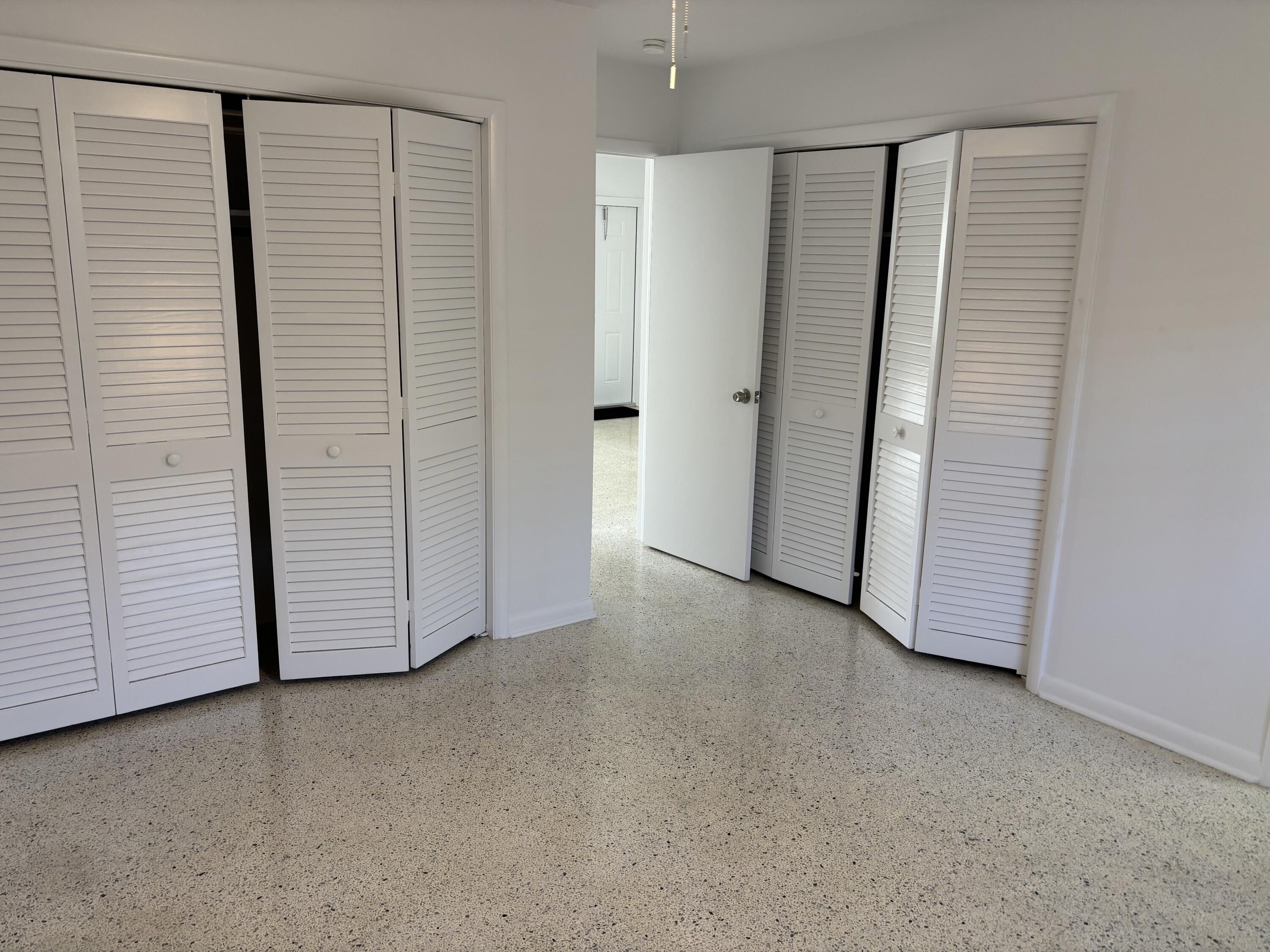 751 Hummingbird Way, Unit 5 North Palm Beach, FL 33408 - Photo 11 of 18 en view interior of the house