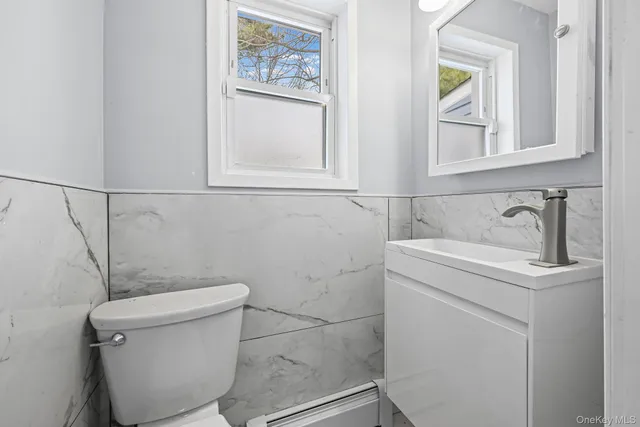 $769,000 | 6 Pershing Avenue, Valley Stream, NY 11581