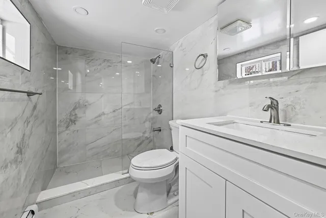 $769,000 | 6 Pershing Avenue, Valley Stream, NY 11581