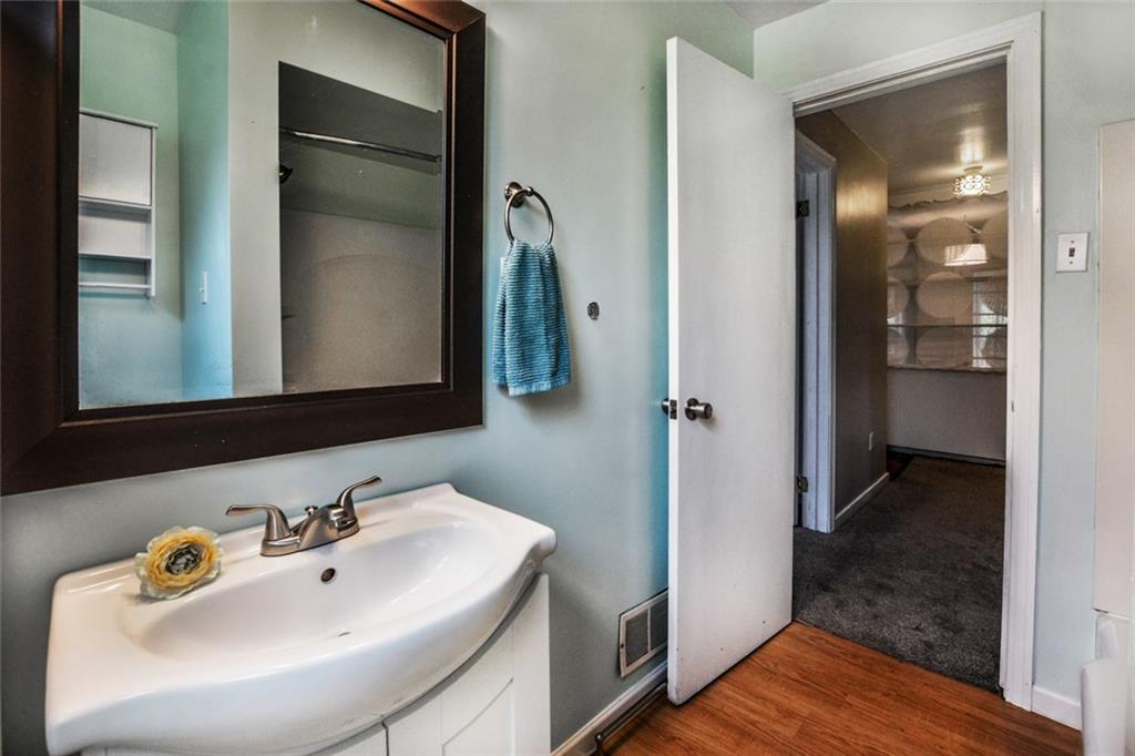 3432 Mt Troy Road Pittsburgh, PA 15212 - Photo 17 of 25 Gallery Image 17