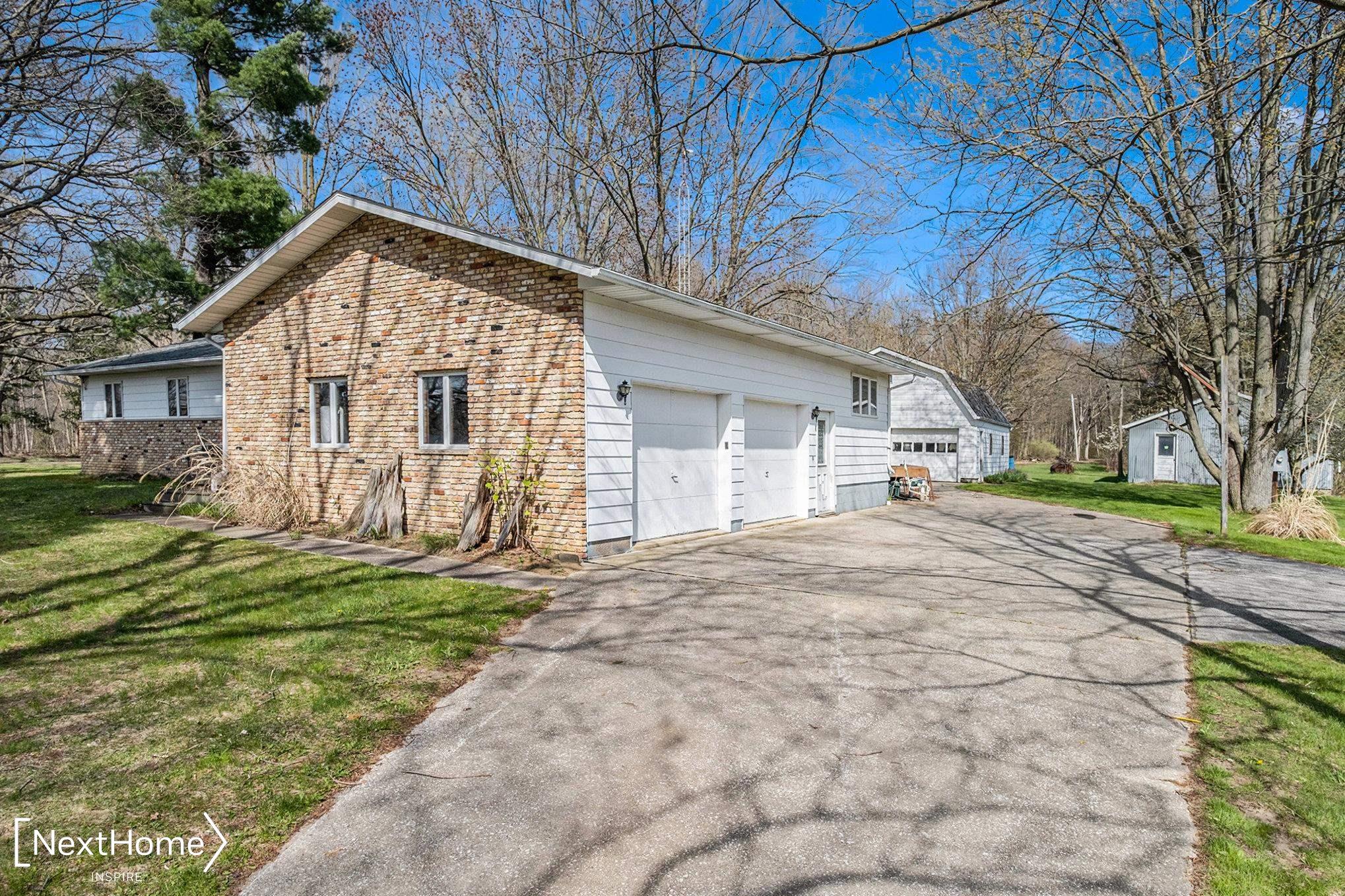 11655 Maple Road Birch Run, MI 48415 - Photo 10 of 40 50139664-744c785f-bb55-4e70-a2ab-5faa89f6faa9.JPG
