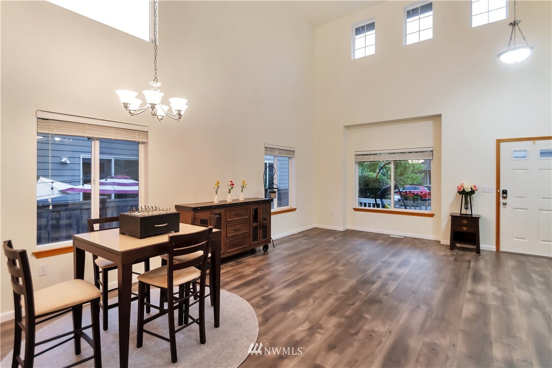 15215 46th Avenue Southeast Bothell, WA 98012 - Photo 4 of 33