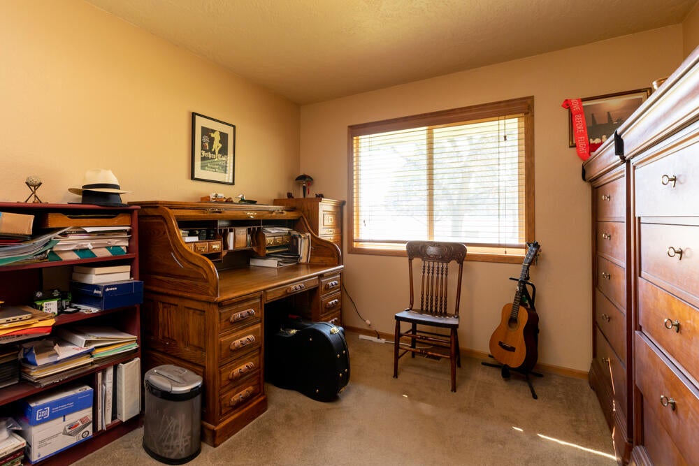 1726 Pine Grove Road Klamath Falls, OR 97603 - Photo 26 of 39 26