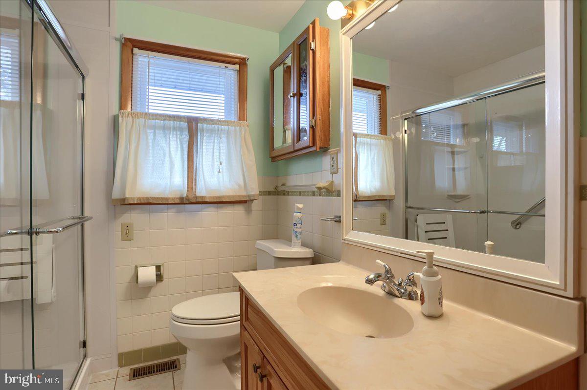 711 East Walnut Street Hanover, PA 17331 - Photo 16 of 31 Gallery Image 16