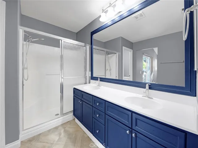 $732,000 | 27626 Iris Place, Castaic, CA 91384