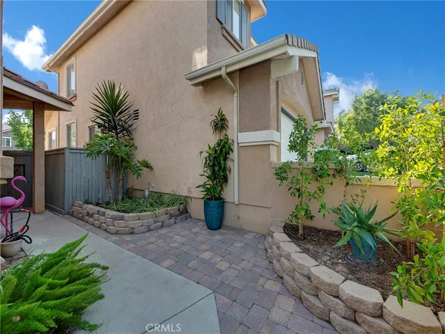$732,000 | 27626 Iris Place, Castaic, CA 91384