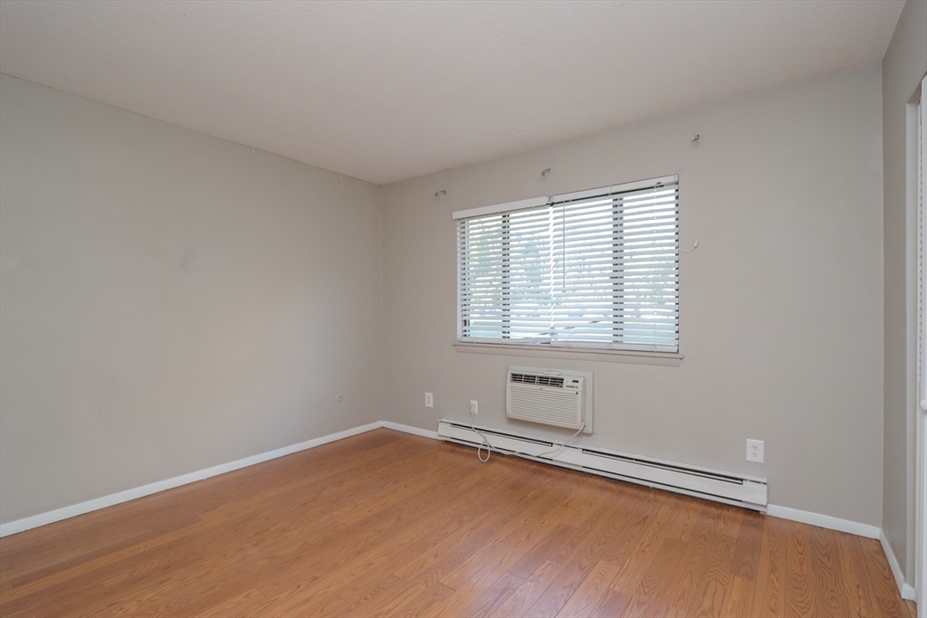 170 East Hadley Road, Unit 13 Amherst, MA 01002 - Photo 16 of 38