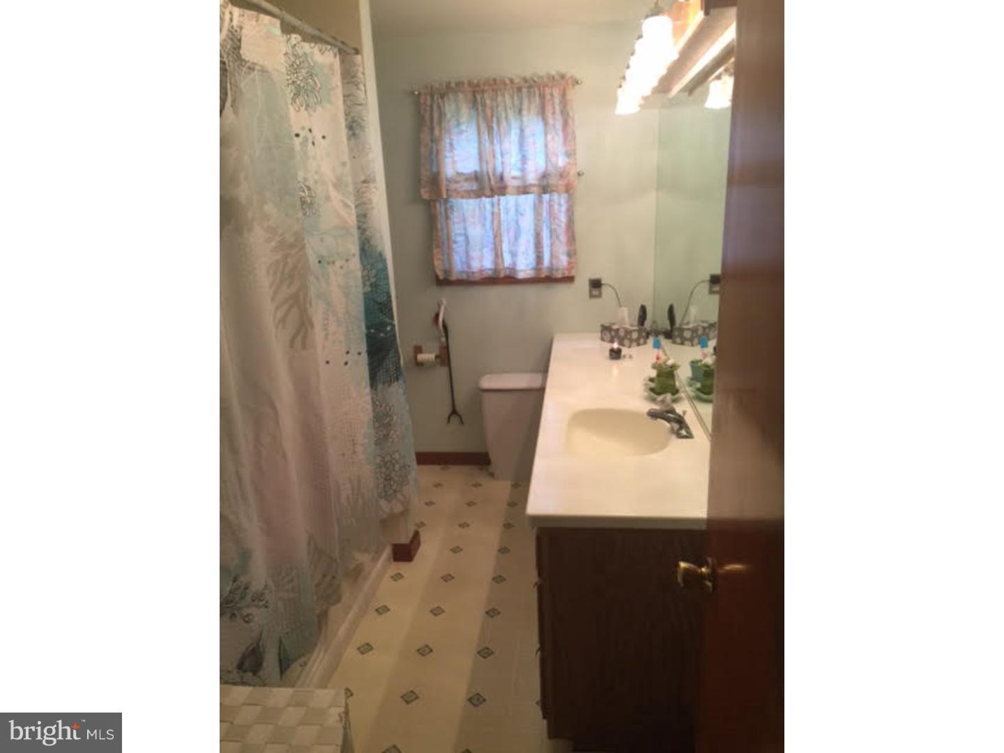 516 Weeks Avenue Riverside, NJ 08075 - Photo 11 of 12