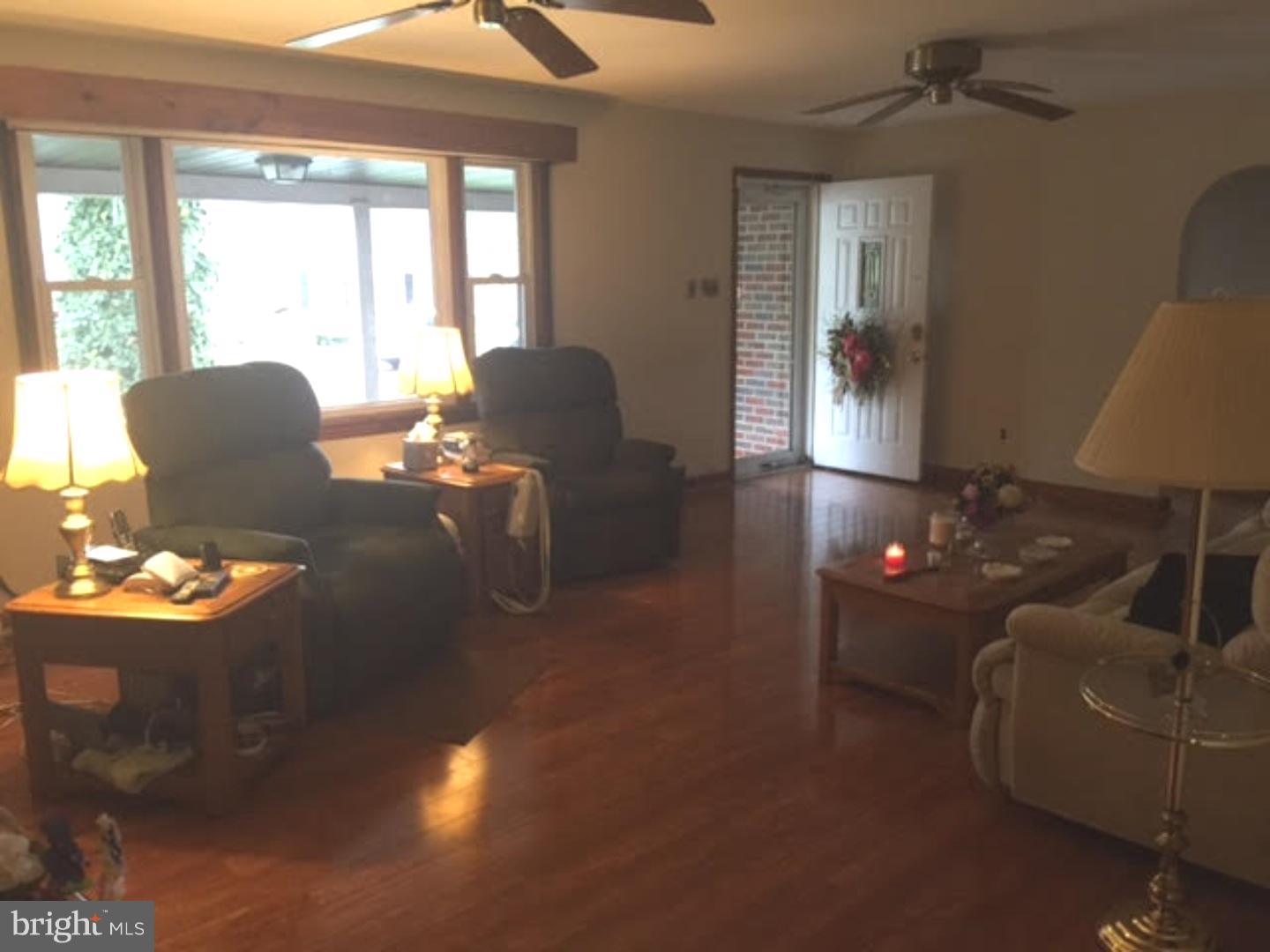 516 Weeks Avenue Riverside, NJ 08075 - Photo 5 of 12