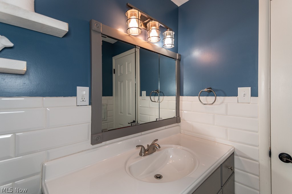 1561 Douglas Road Wickliffe, OH 44092 - Photo 18 of 33 Gallery Image 18