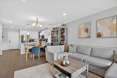 $3,200 | 320 Middlesex Avenue, Unit B203, Medford, MA 02155