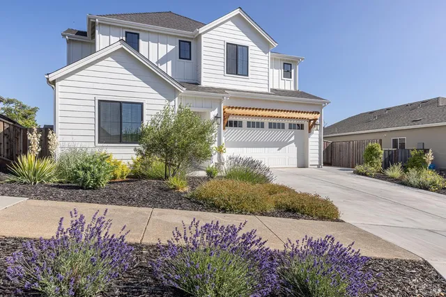 $1,249,000 | 1920 Lyon Court, Santa Rosa, CA 95403