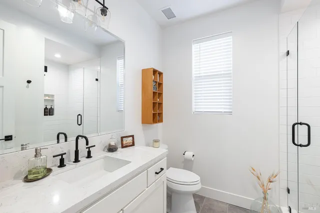 $1,249,000 | 1920 Lyon Court, Santa Rosa, CA 95403