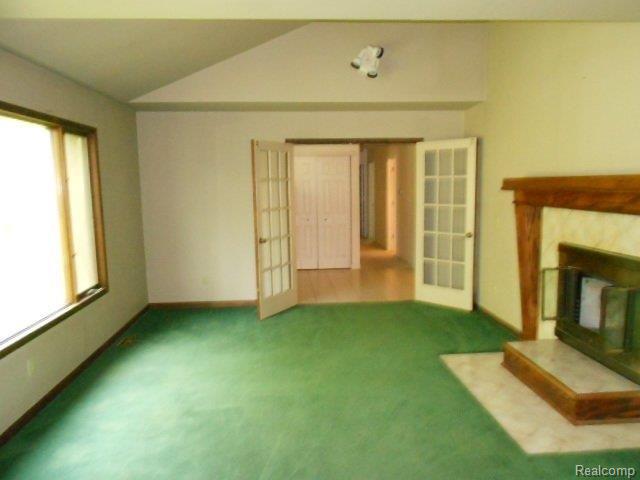 2413 Miller Road Metamora, MI 48455 - Photo 4 of 15 11LivingRoom