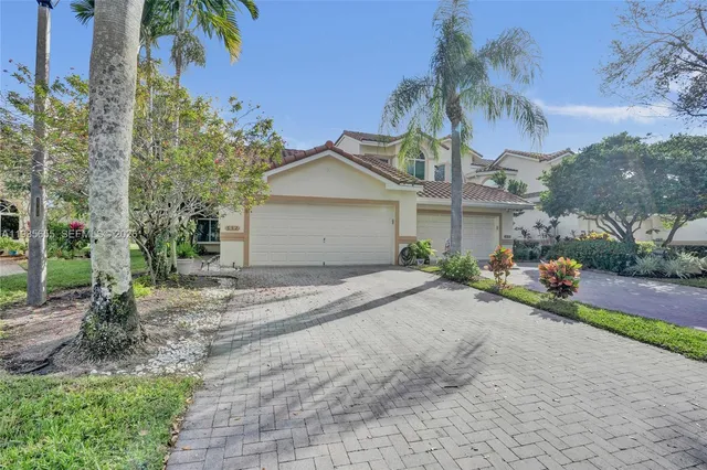 $4,100 | 652 West Palm Aire Drive, Unit 652, Pompano Beach, FL 33069