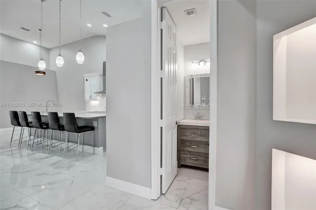 $4,100 | 652 West Palm Aire Drive, Unit 652, Pompano Beach, FL 33069