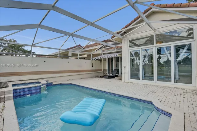 $4,100 | 652 West Palm Aire Drive, Unit 652, Pompano Beach, FL 33069