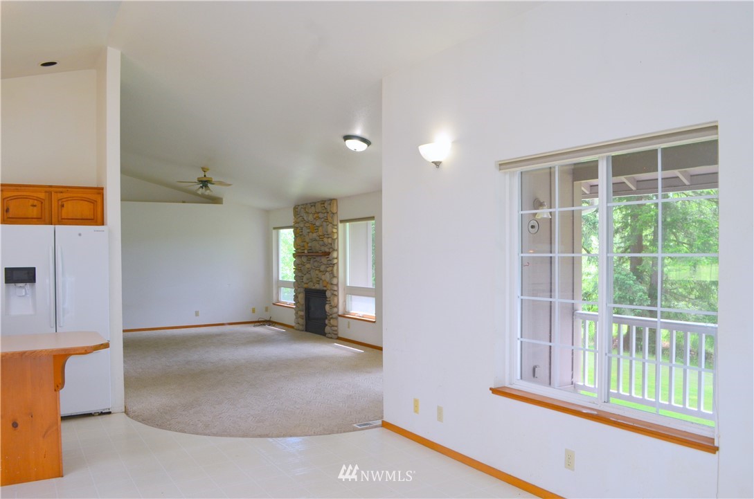 9355 Sunrise Road Blaine, WA 98230 - Photo 6 of 25