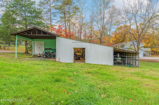 $749,300 | 668 Raccoon Valley Road, Maynardville, TN 37807