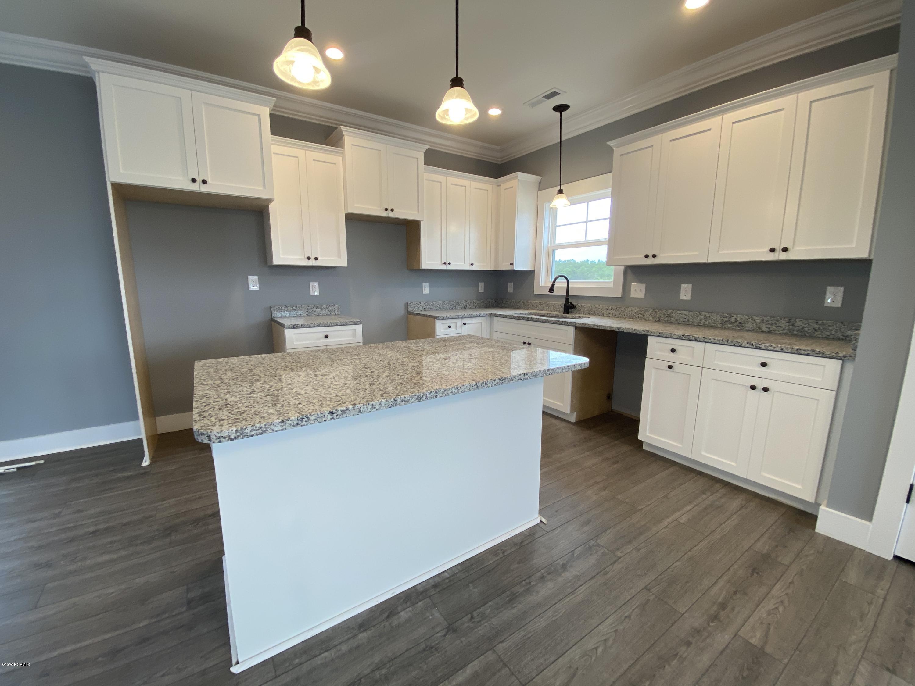 433 Elgin Road Hubert, NC 28539 - Photo 3 of 40 A57428A8-A66C-40DA-8494-B2BCE429D5D9