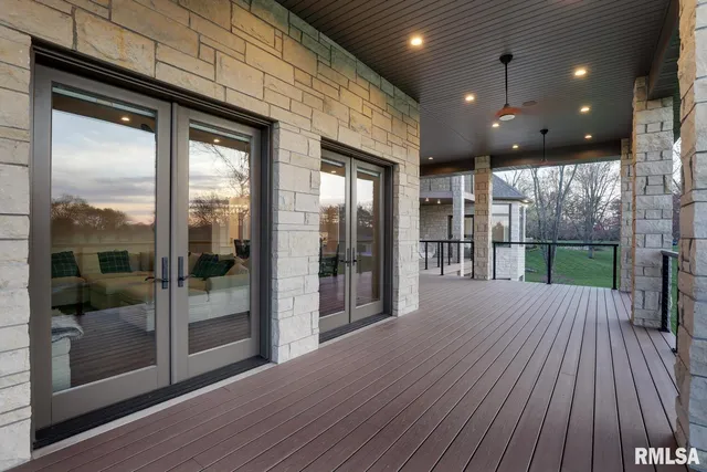 $1,995,000 | 2300 Greenspointe Circle, Quincy, IL 62301