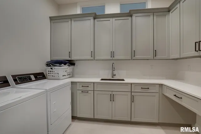 $1,995,000 | 2300 Greenspointe Circle, Quincy, IL 62301