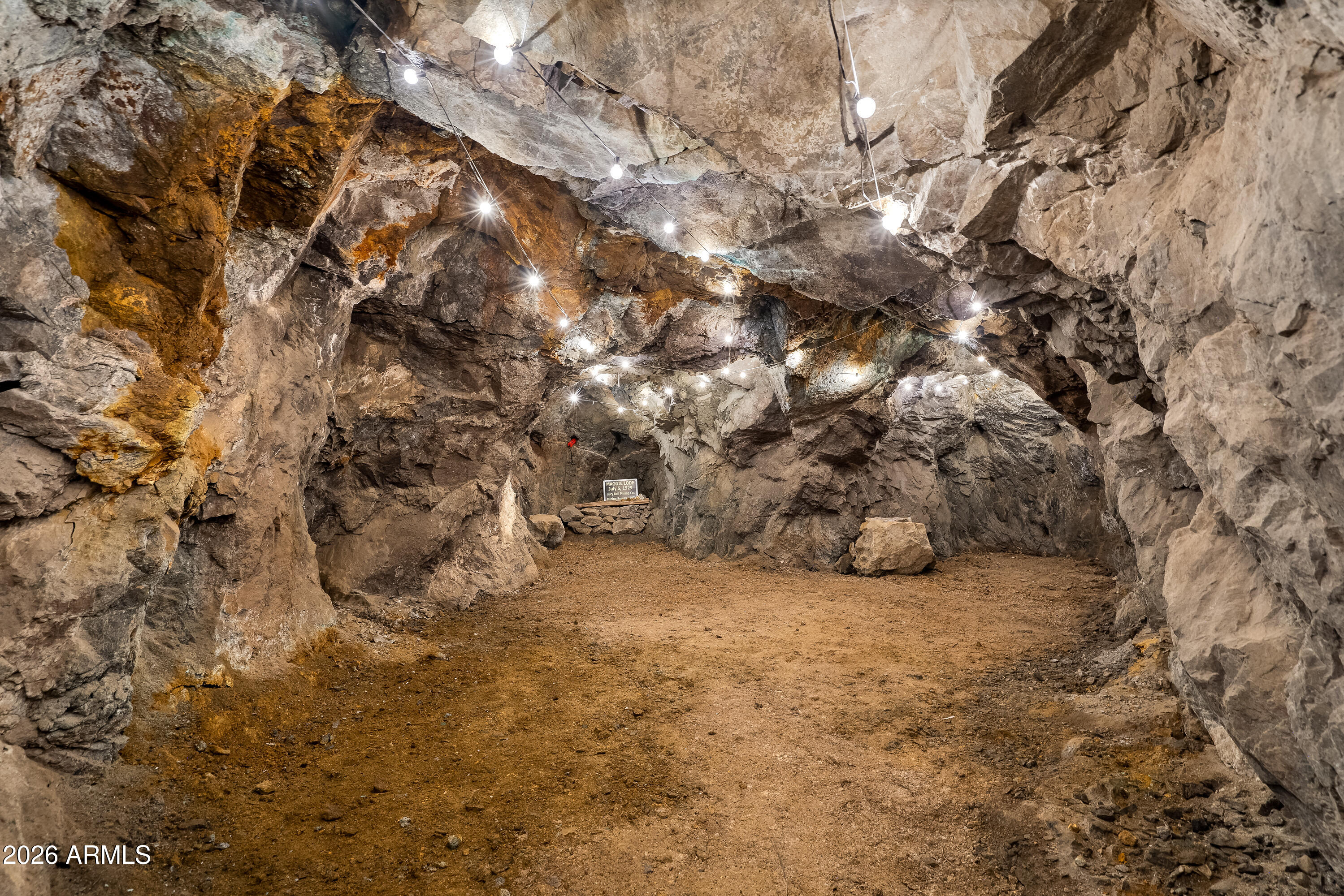 * South Stone Ridge Road, Unit A Hereford, AZ 85615 - Photo 5 of 15 1 Cave - 3