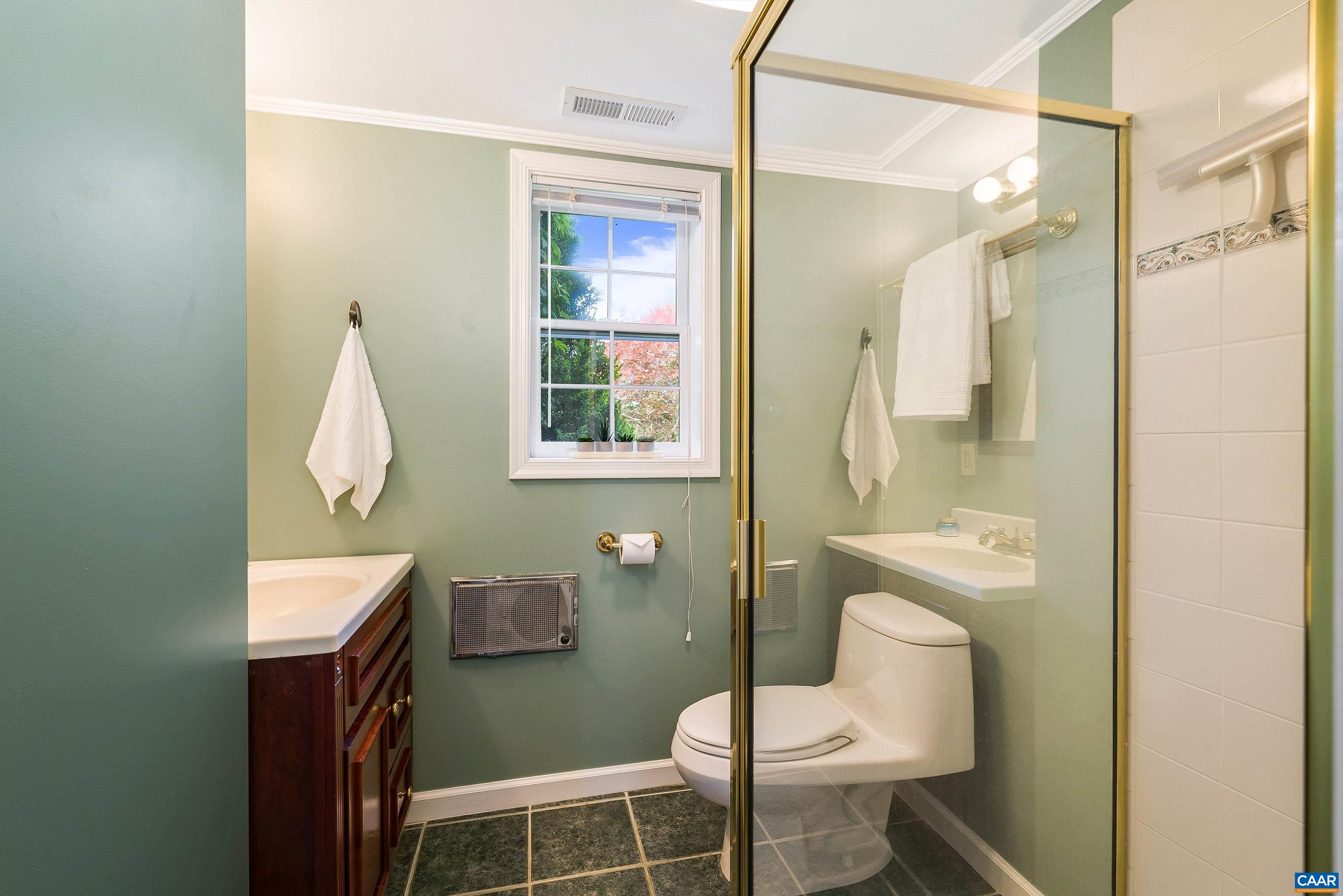 1571 Duke Road Waynesboro, VA 22980 - Photo 45 of 75 Basement full bathroom