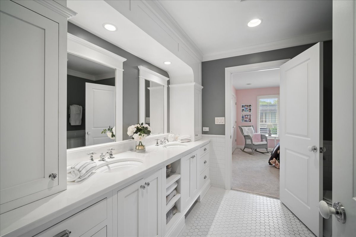 1617 Winnetka Road, Unit 1617 Glenview, IL 60025 - Photo 17 of 25