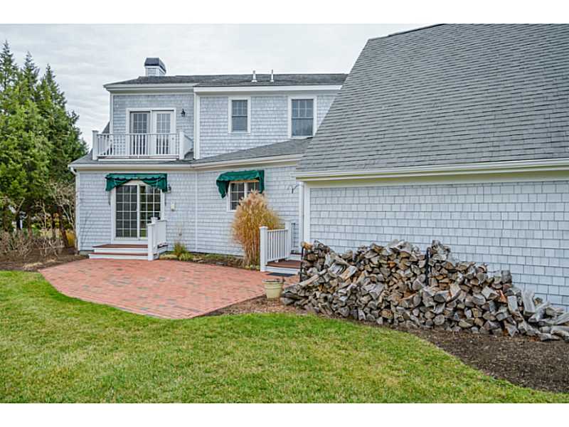 185 Wickford Point Road North Kingstown, RI 02852 - Photo 23 of 23 Yard/Garden.