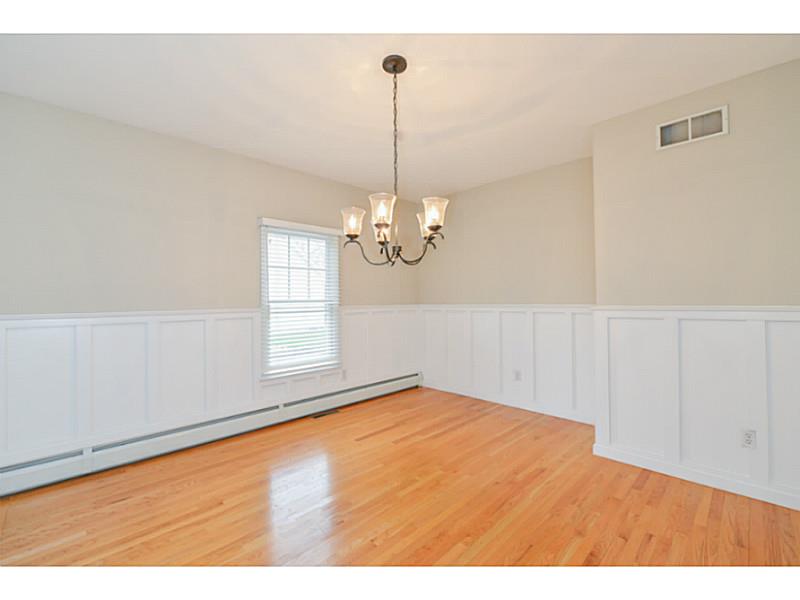 185 Wickford Point Road North Kingstown, RI 02852 - Photo 8 of 23 Dining Room.