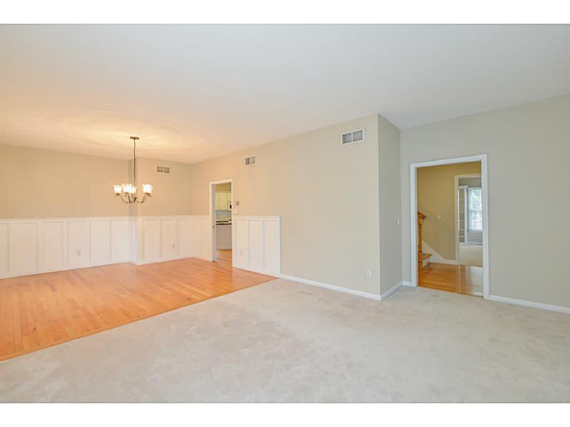 185 Wickford Point Road North Kingstown, RI 02852 - Photo 10 of 23 Dining Room.
