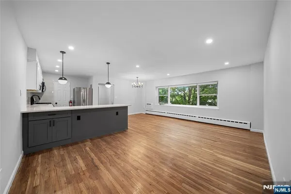 $3,200 | 1565 Center Avenue, Unit 3D, Fort Lee, NJ 07024