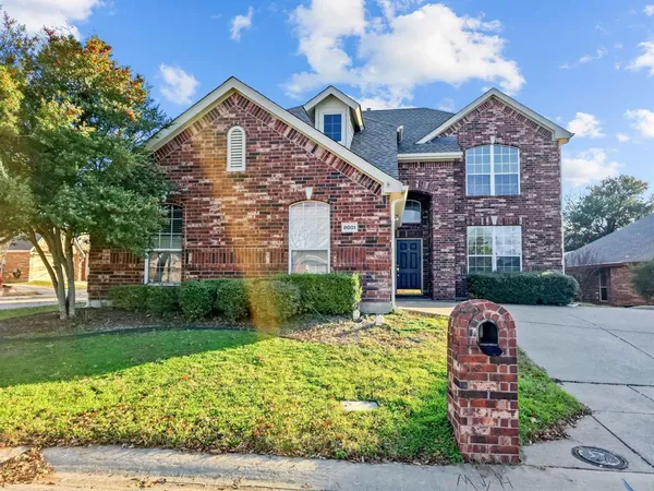 $2,800 | 8001 Twin Oaks Drive, McKinney, TX 75070