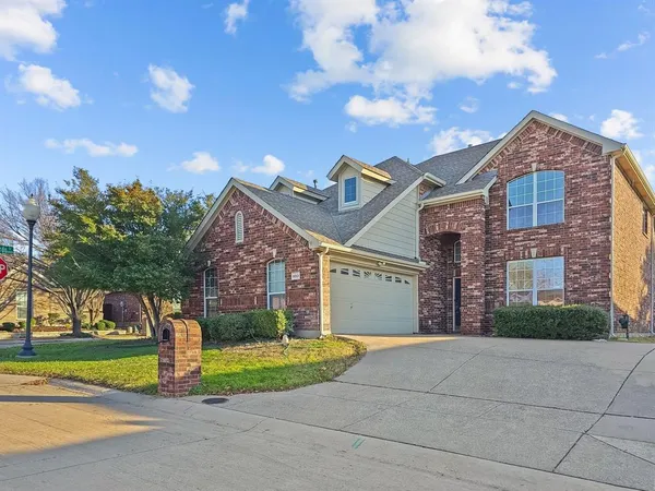 $2,800 | 8001 Twin Oaks Drive, McKinney, TX 75070