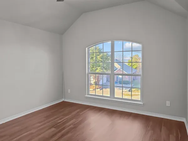 $2,800 | 8001 Twin Oaks Drive, McKinney, TX 75070