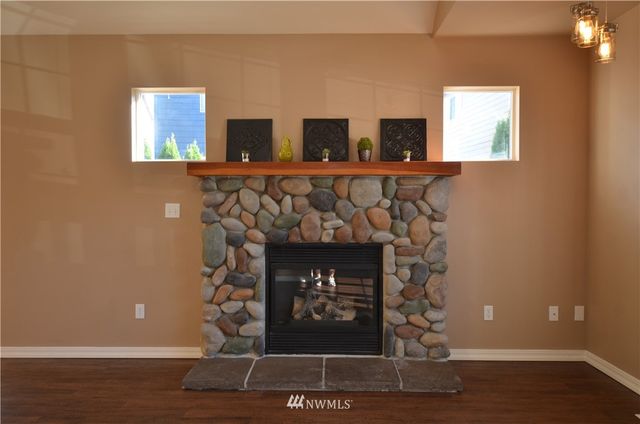 $575,000 | 14902 276th Place Northeast, Duvall, WA 98019