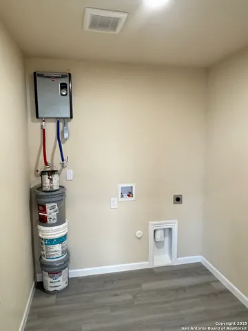 $249,000 | 450 County Road 679, Natalia, TX 78059