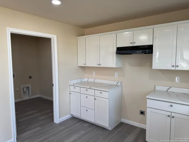 $249,000 | 450 County Road 679, Natalia, TX 78059