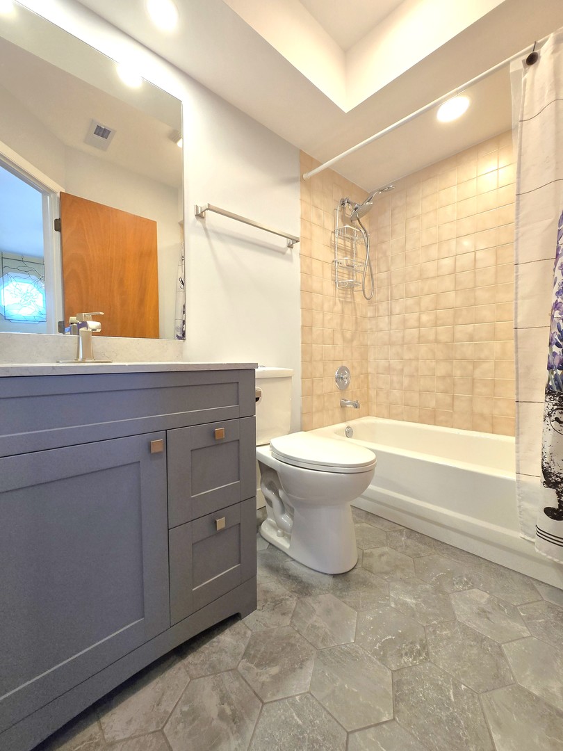 358 Westgate Terrace Streamwood, IL 60107 - Photo 30 of 39