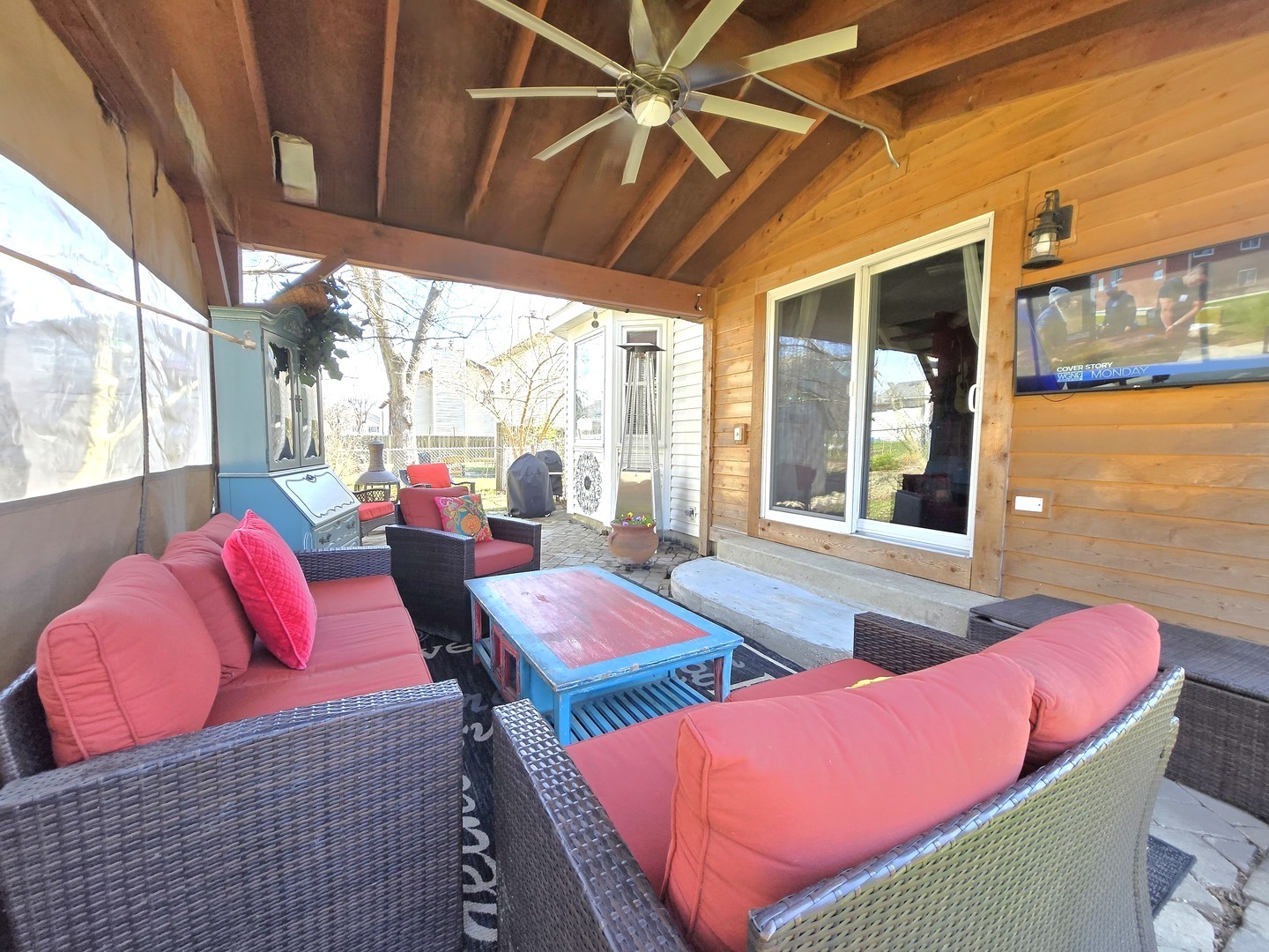 358 Westgate Terrace Streamwood, IL 60107 - Photo 34 of 39 a patio with patio lots of furniture and windows