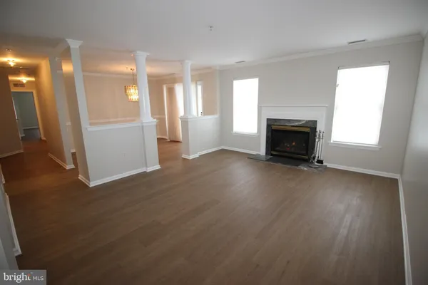 $2,595 | 1004 Julian Drive West, Unit W, Warminster, PA 18974