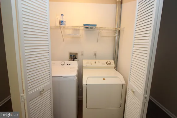$2,595 | 1004 Julian Drive West, Unit W, Warminster, PA 18974