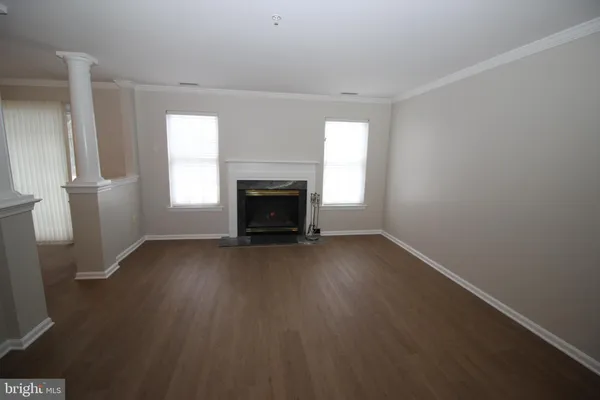 $2,595 | 1004 Julian Drive West, Unit W, Warminster, PA 18974