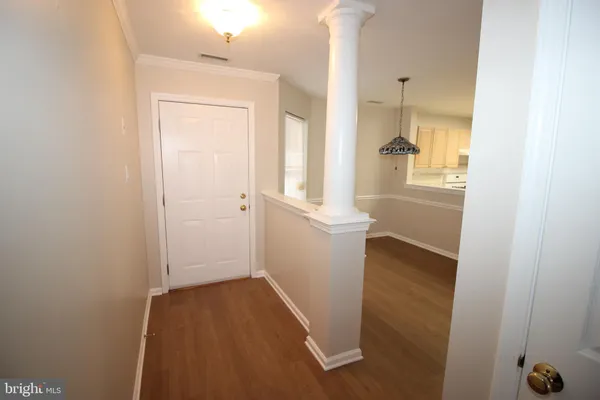 $2,595 | 1004 Julian Drive West, Unit W, Warminster, PA 18974