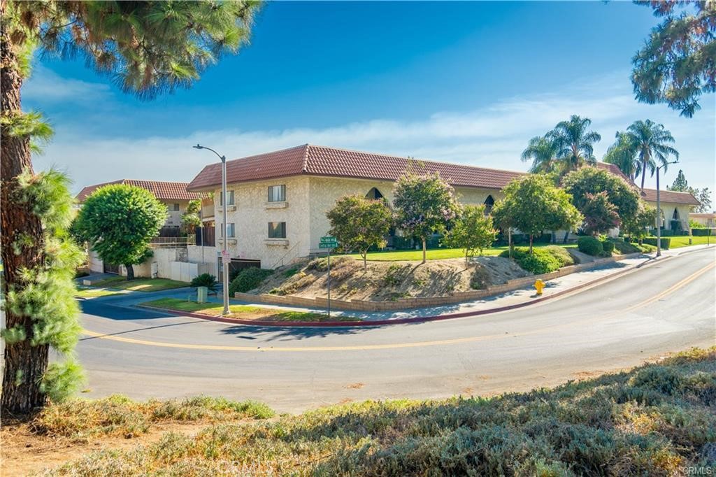 1000 Central Avenue, Unit 19 Riverside, CA 92507 - Photo 7 of 31
