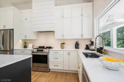 $1,849,000 | 244 Highland Avenue, Montclair, NJ 07043