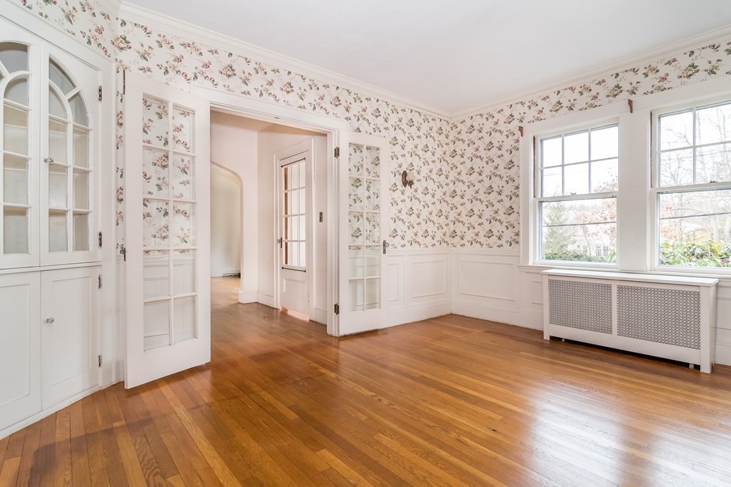 38 Oxford Road Westwood, MA 02090 - Photo 5 of 26 Gallery Image 5